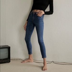 ZARA MID-RISE SKINNY JEANS. SIZE 27 (CA 4). DARK BLUE